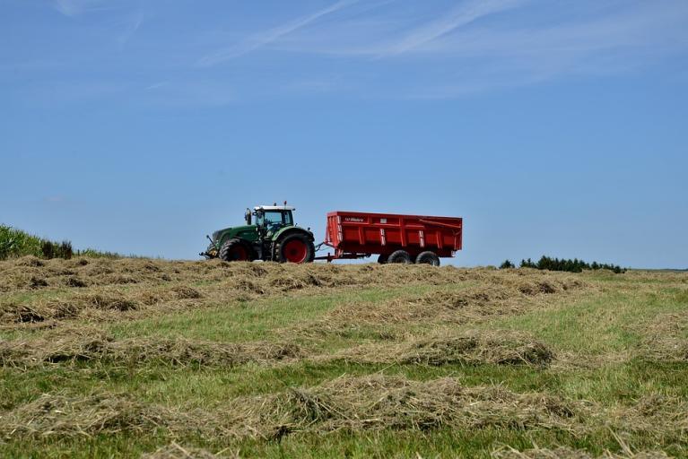 Chantier ensilage herbe